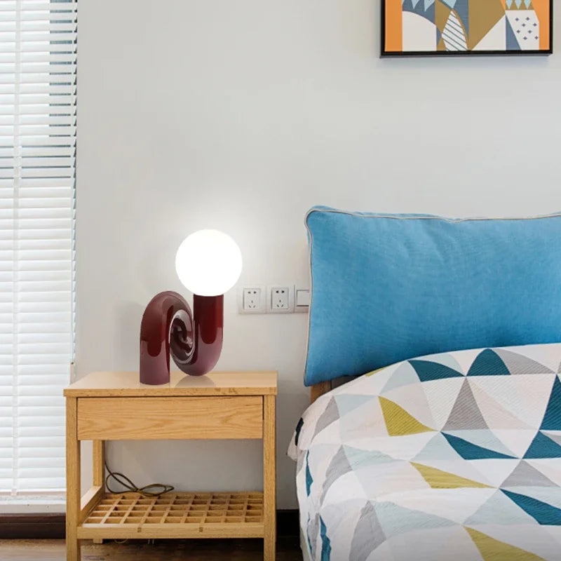 LumiArt – Lampe de table élégante avec un design artistique en verre
