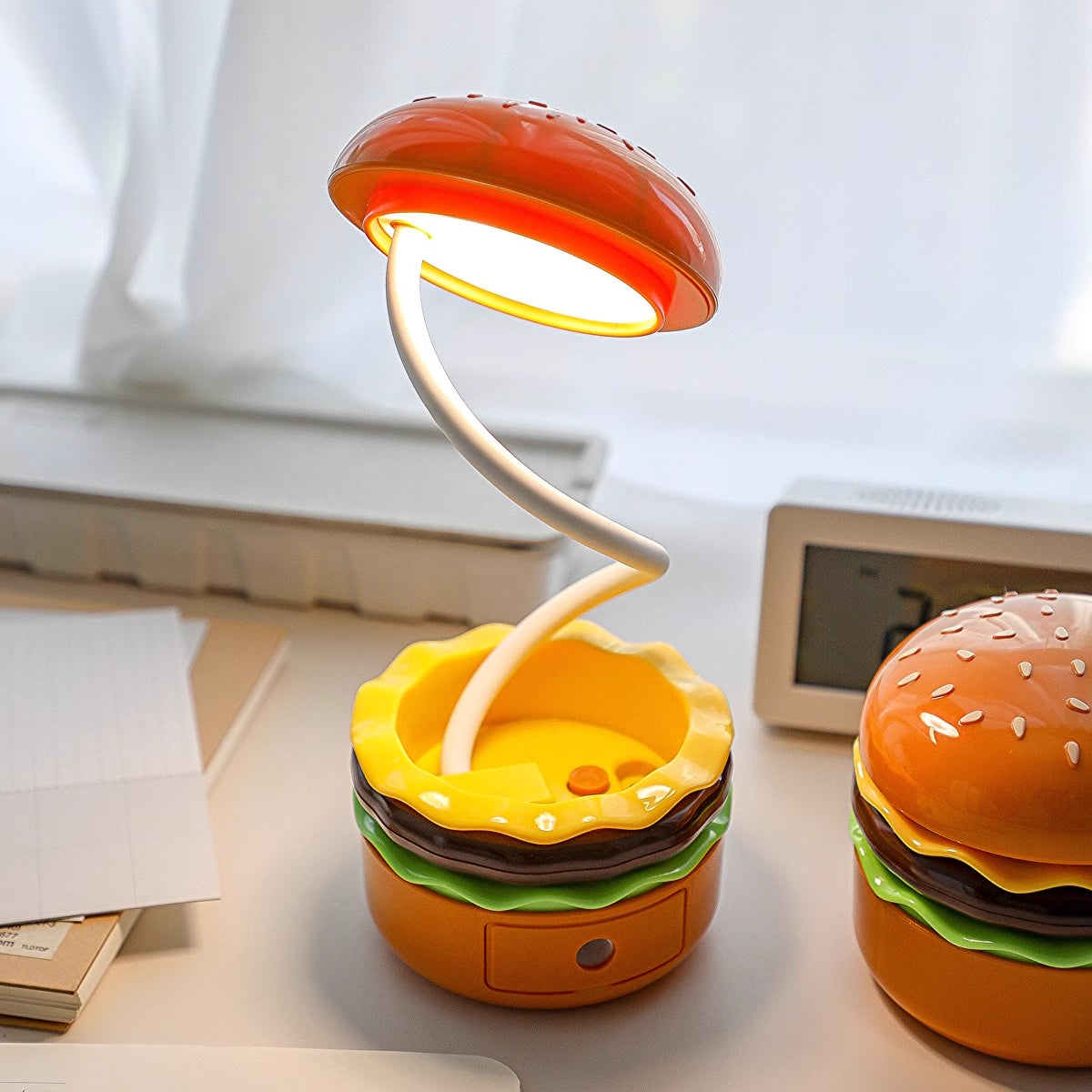 Lampe de table hamburger charmante