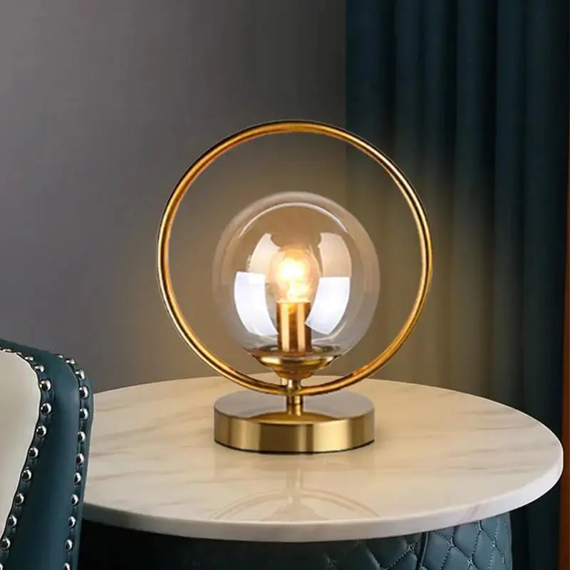 ÉléganceGlow Lampe en Verre – Design Élégant avec Détails en Laiton