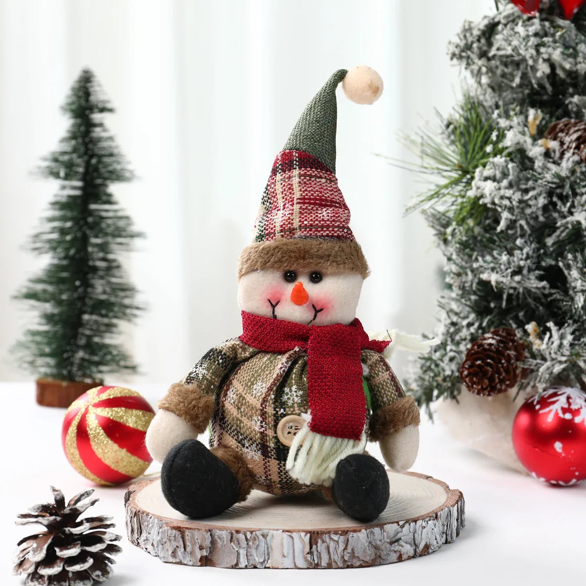 Ensemble de décorations de poupées de Noël et du Nouvel An