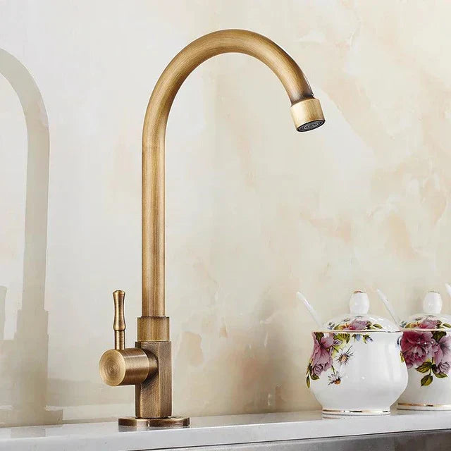 SwanFlow - Robinet de cuisine antique