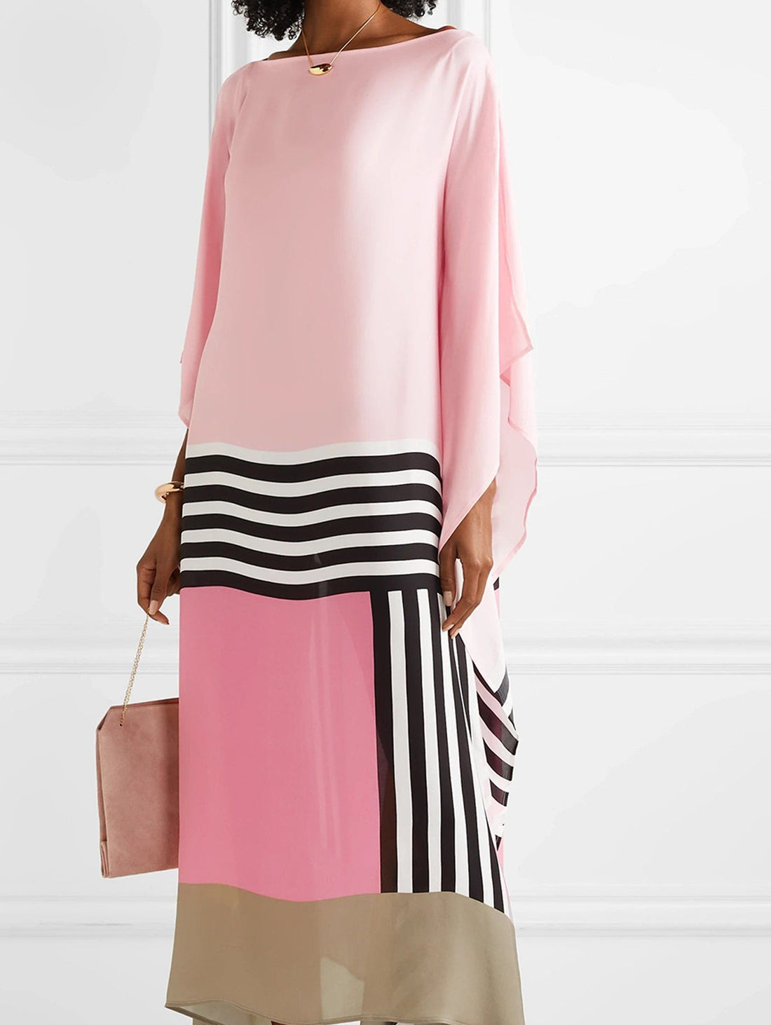 Cristy - Robe longue géométrique à manches cape
