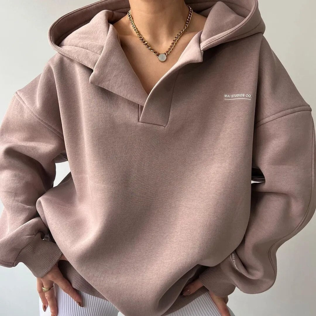 Emily - Sweat à capuche hyggelig en style Henley pour femmes