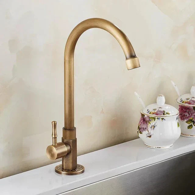 SwanFlow - Robinet de cuisine antique