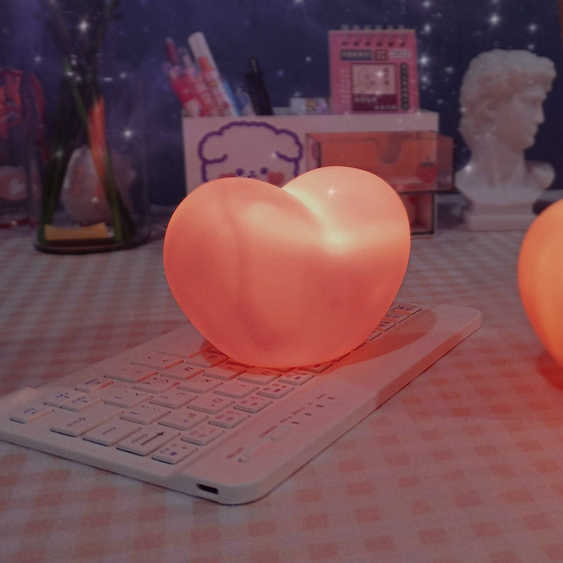 HjerteLys Lampe de Table LED – Décoratif en Forme de Cœur