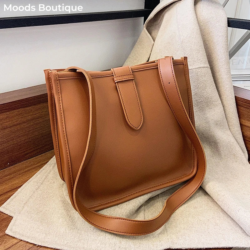 Sac Long à Bandoulière Essentiel Luxe pour Femmes