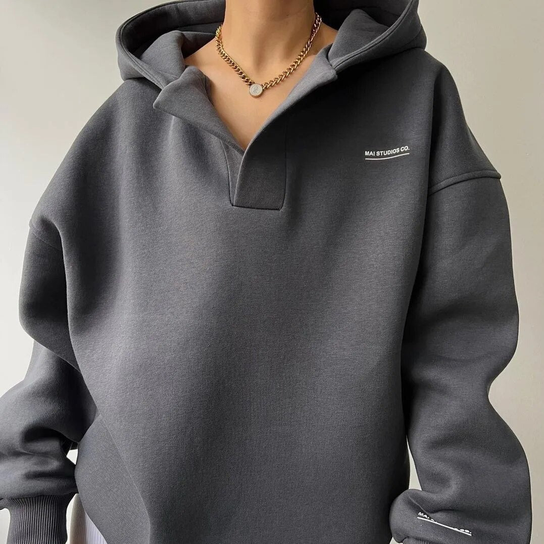 Emily - Sweat à capuche hyggelig en style Henley pour femmes