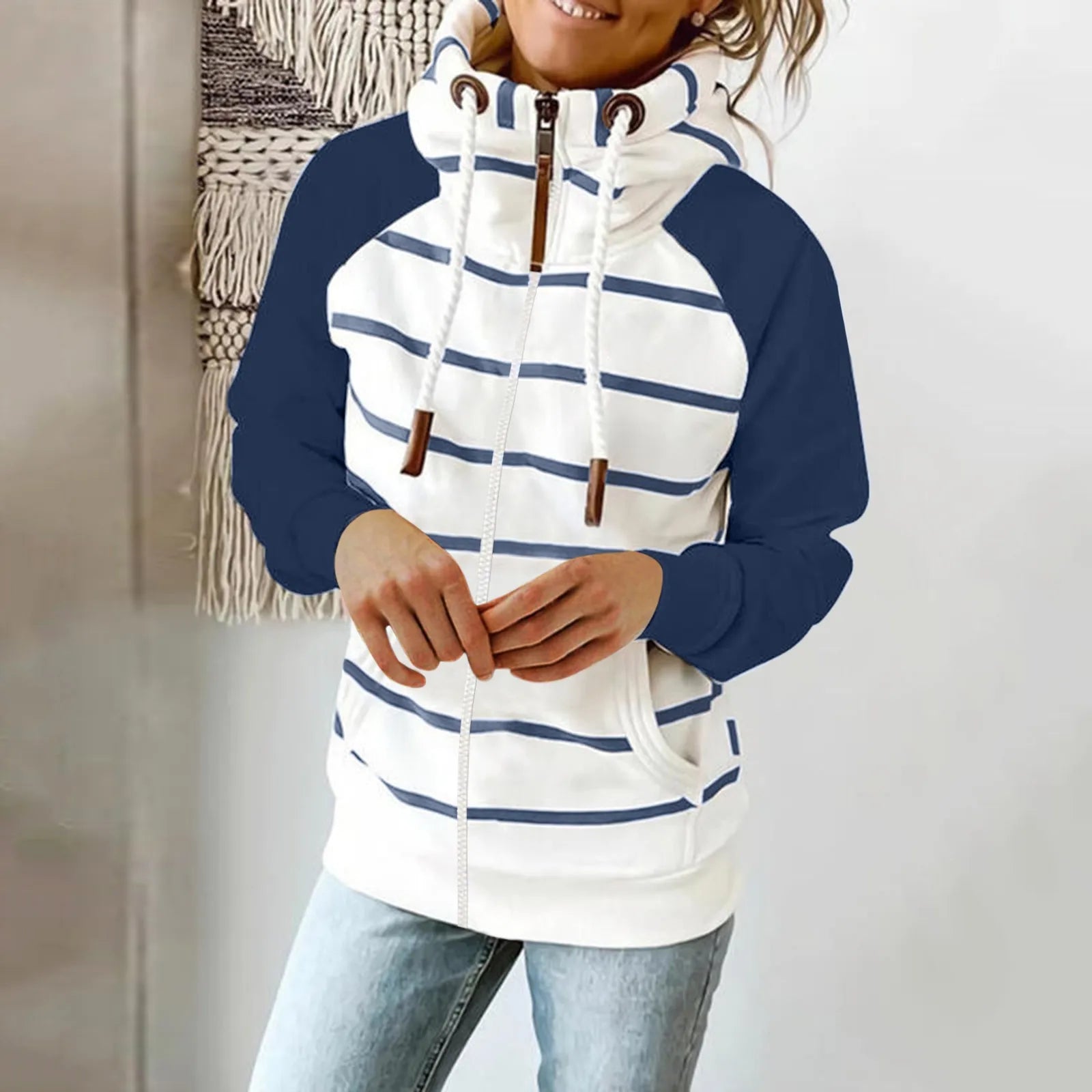 Frida - Sweat à capuche rayé avec cordon et poches