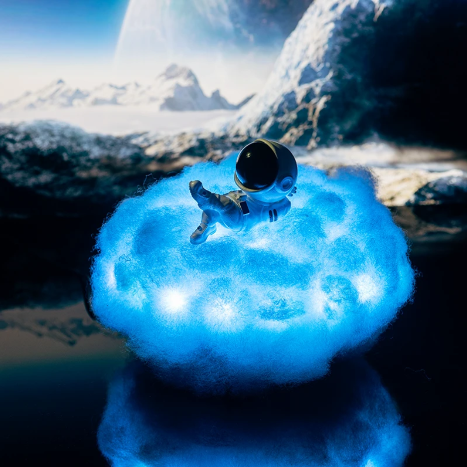 CosmicCloud - Lampe de nuit astronaute ciel