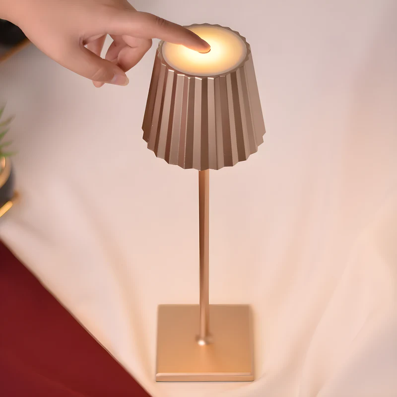 LumiGlow - Lampe de table sans fil à intensité variable