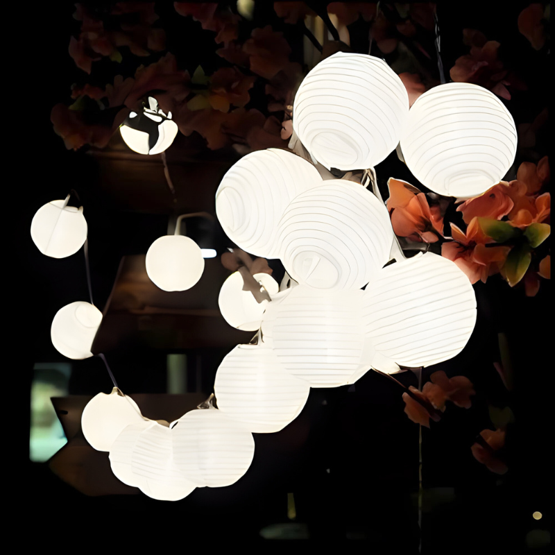 LumiFest – Lanternes en papier alimentées par énergie solaire