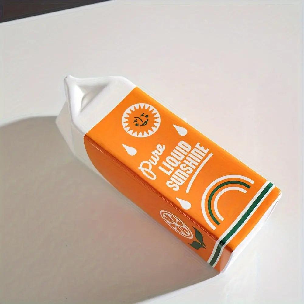PlayfulBlooms - Vase inspirée de carton de jus d'orange
