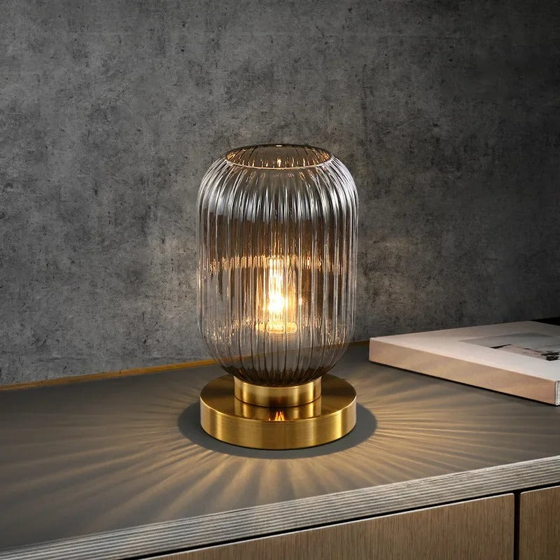 Lampe de table élégante AuraGlow – Design strié avec éclairage ambiant