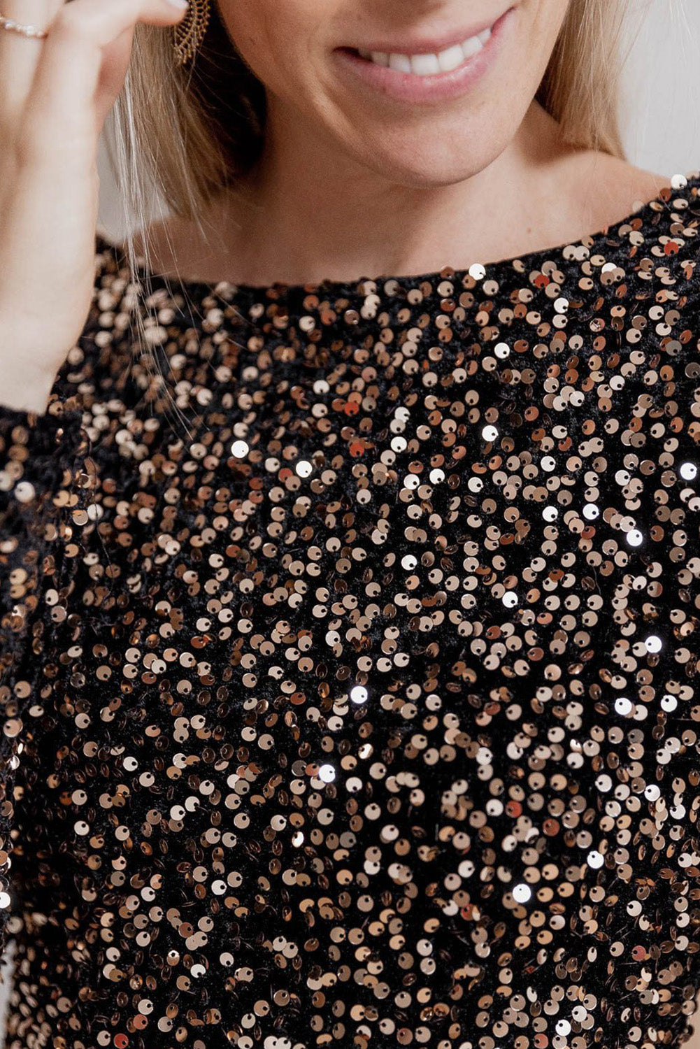 Sofia - Mini robe avec paillettes et fente