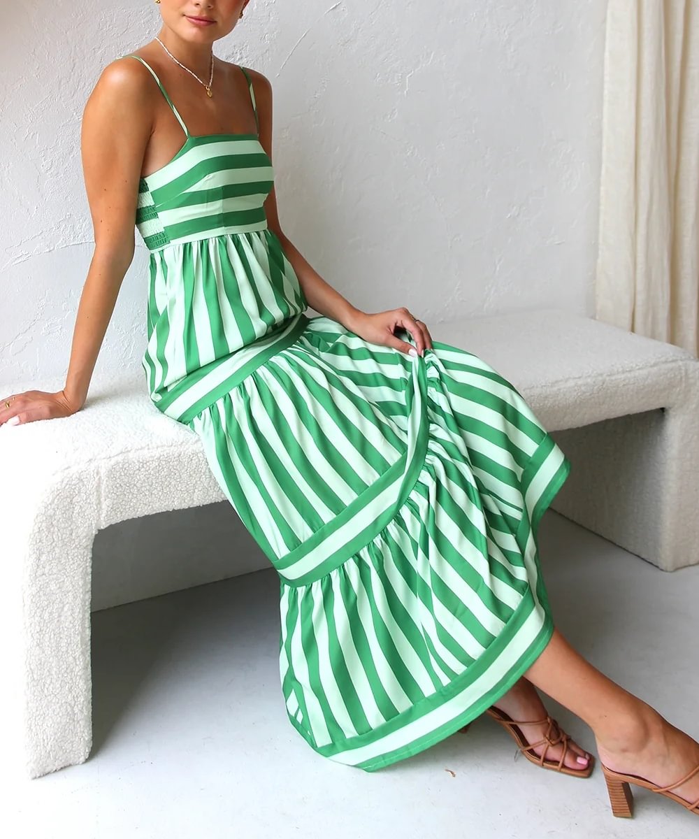 Solene - Robe maxi à volants rayée avec un haut ajusté et des fines bretelles