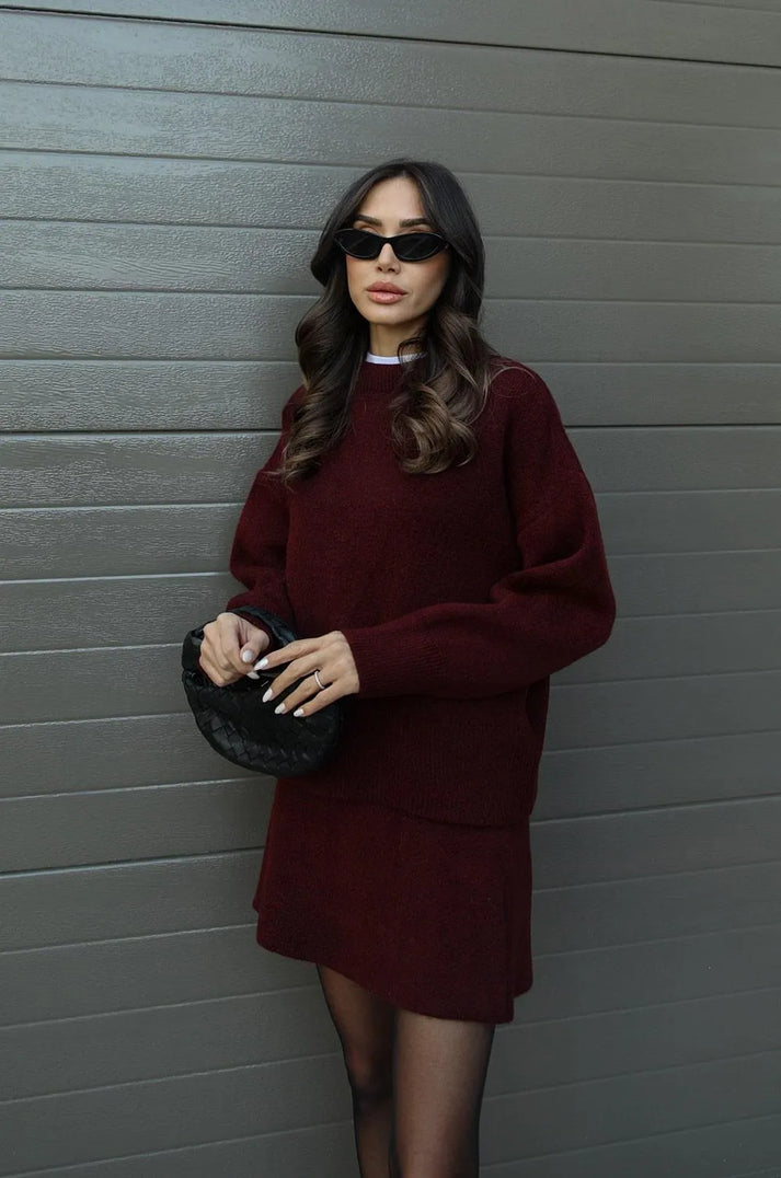 Ensemble de pull tricoté Celeste et jupe courte