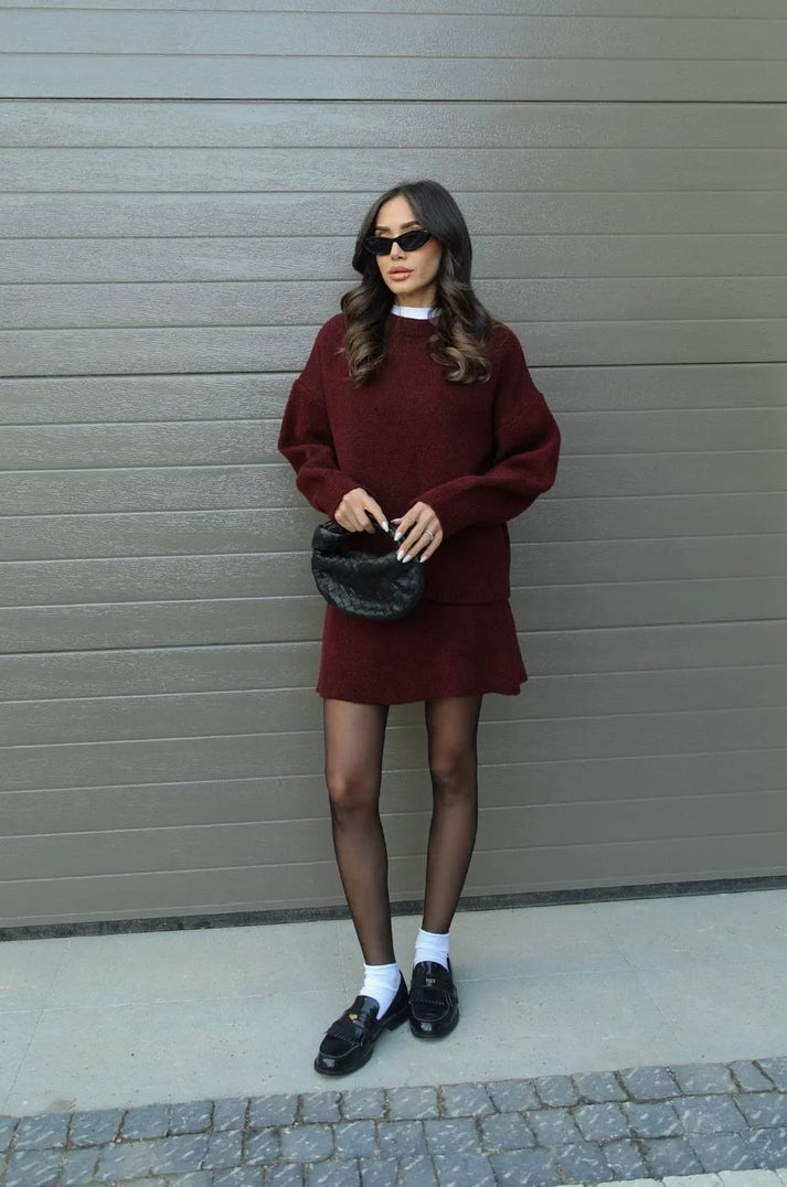 Ensemble de pull tricoté Celeste et jupe courte
