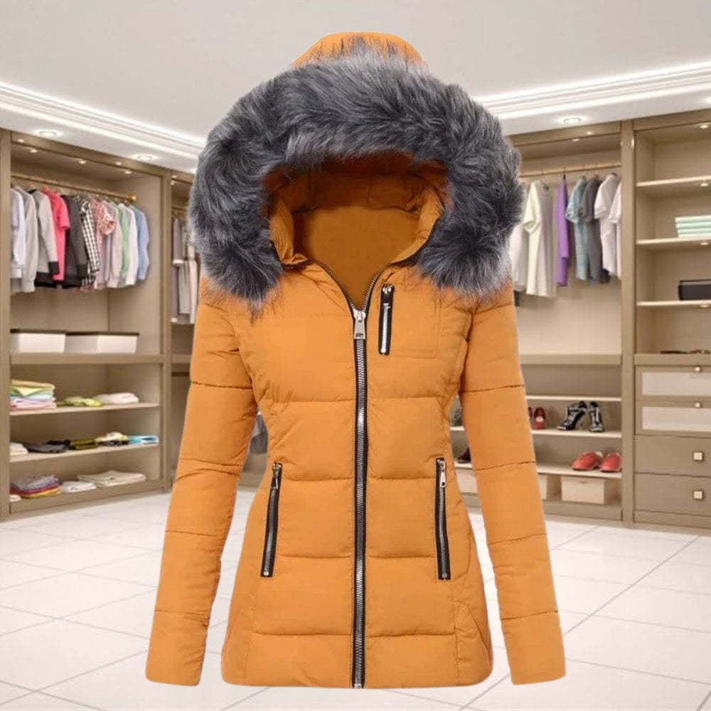 Anikka - Veste matelassée ajustée pour femmes avec capuche en fausse fourrure