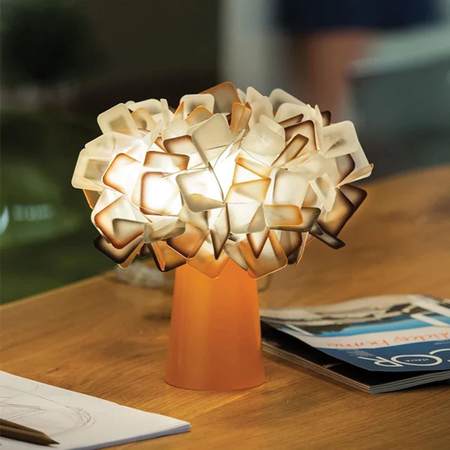 LumaTouch - Élégante lampe de bureau LED