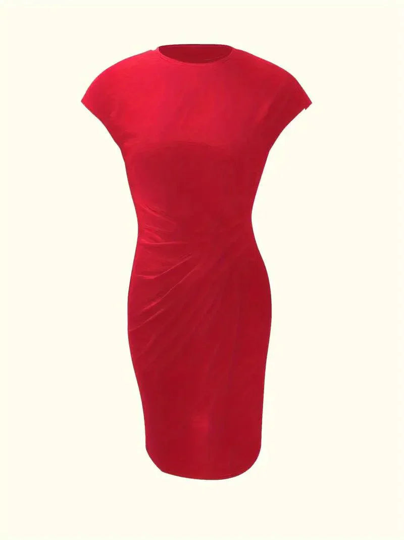 Robe Emilia Taille Petite avec Col Rond – Élégante et Tendance Intemporelle