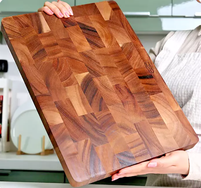 Planche à découper en bois durable