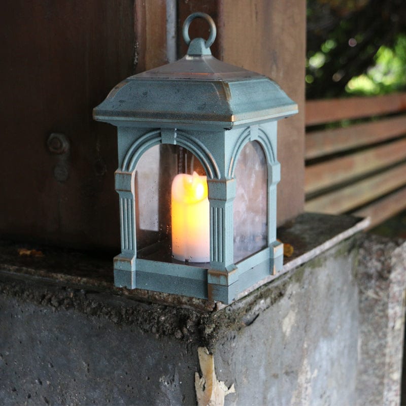 LumiSol – Lanterne solaire d’extérieur d’inspiration vintage