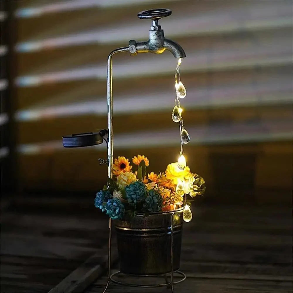 GlowDrop - Lampe en forme de goutte d'eau alimentée par énergie solaire