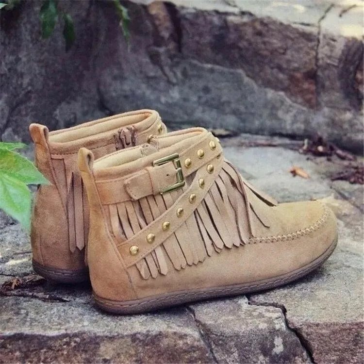 Mary - Bottines boho-chic avec franges et accent de boucles