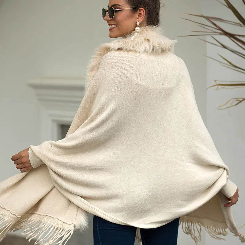 Nikoline - Poncho en fourrure douce avec manches longues
