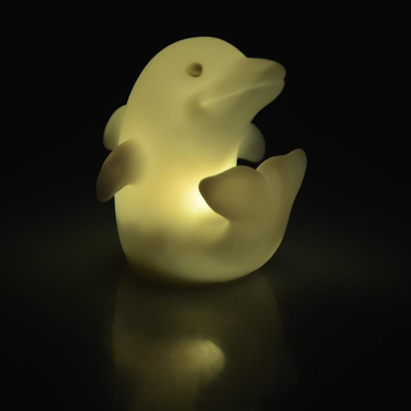 AquaGlow - Bougies en forme de dauphin changeant de couleur