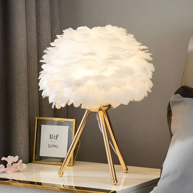 FeatherLuxe - Lampe en Plumes Douce Brillance
