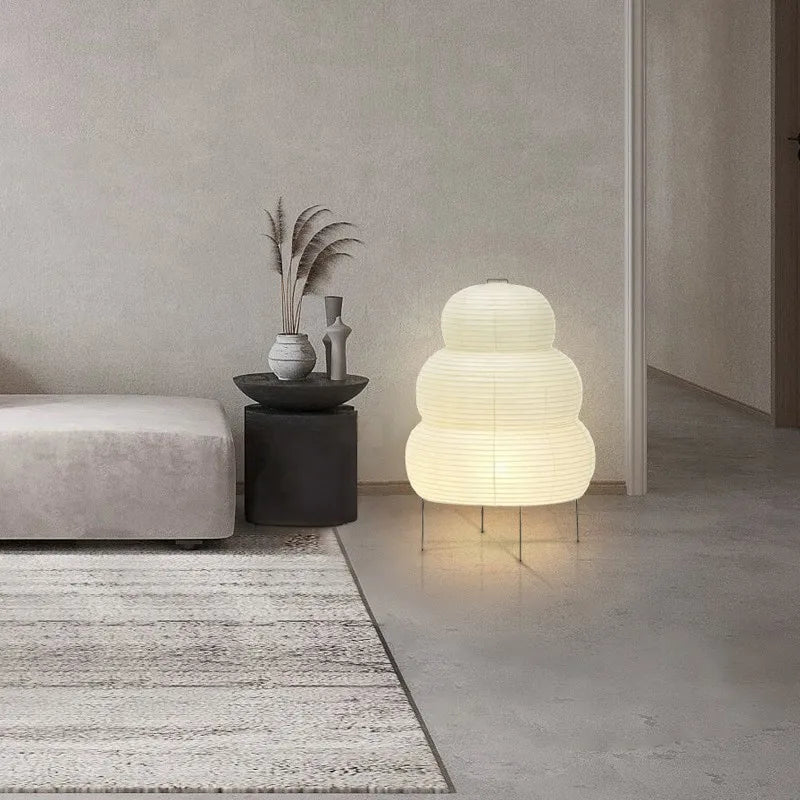 LumiGourd - Lampadaire artistique en papier à trois niveaux
