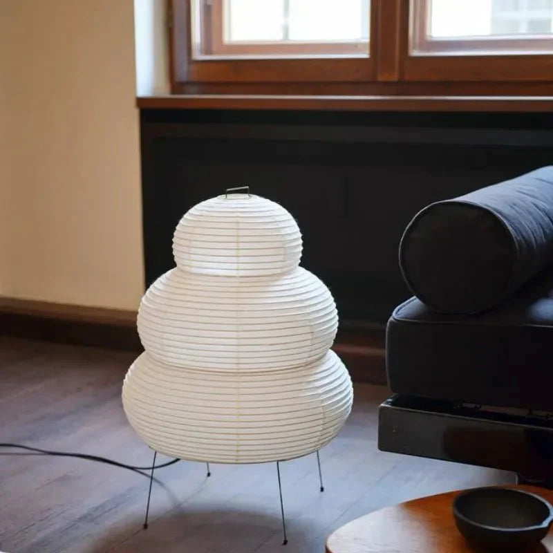 LumiGourd - Lampadaire artistique en papier à trois niveaux
